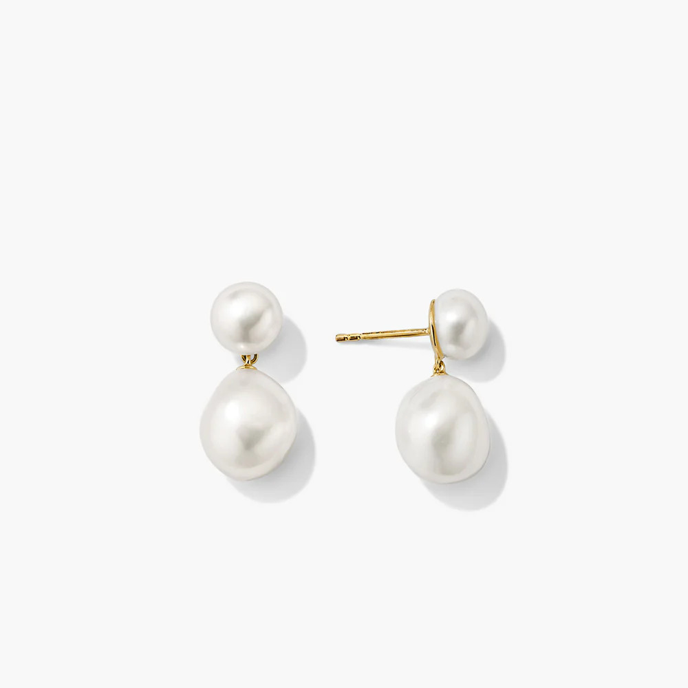 0-Derisk_BoldPearlDropEarrings_V_FLATLAY_269_new_9e38ee00-29b0-4aaf-b388-7b1ffc38e512 0-Derisk_BoldPearlDropEarrings_V_FLATLAY_269_new_9e38ee00-29b0-4aaf-b388-7b1ffc38e512